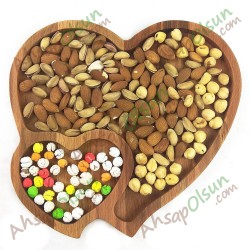 Ahşap Çerez ve Kahvaltı Tabağı · Kalpler No:2 27x25,5 cm